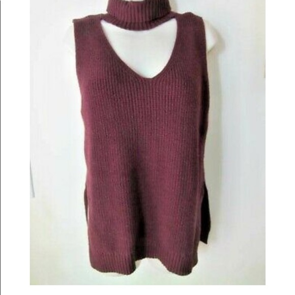 BCBG Mock-neck knit top - Picture 4 of 4